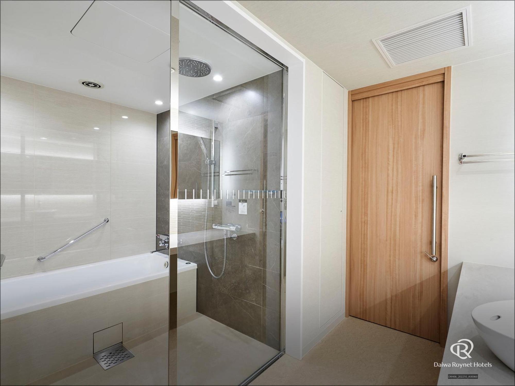 Daiwa Roynet Hotel Fukuyama Ekimae Bagian luar foto